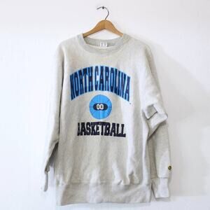 Vintage University of North Carolina UNC Tar Heels Basketball Sweatshirt XL